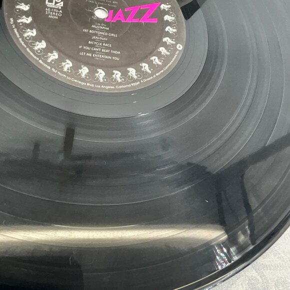 Queen Jazz Vinyl Record LP Gatefold 1978 Original Elektra Pressing With Bicycle - Picture 8 of 9